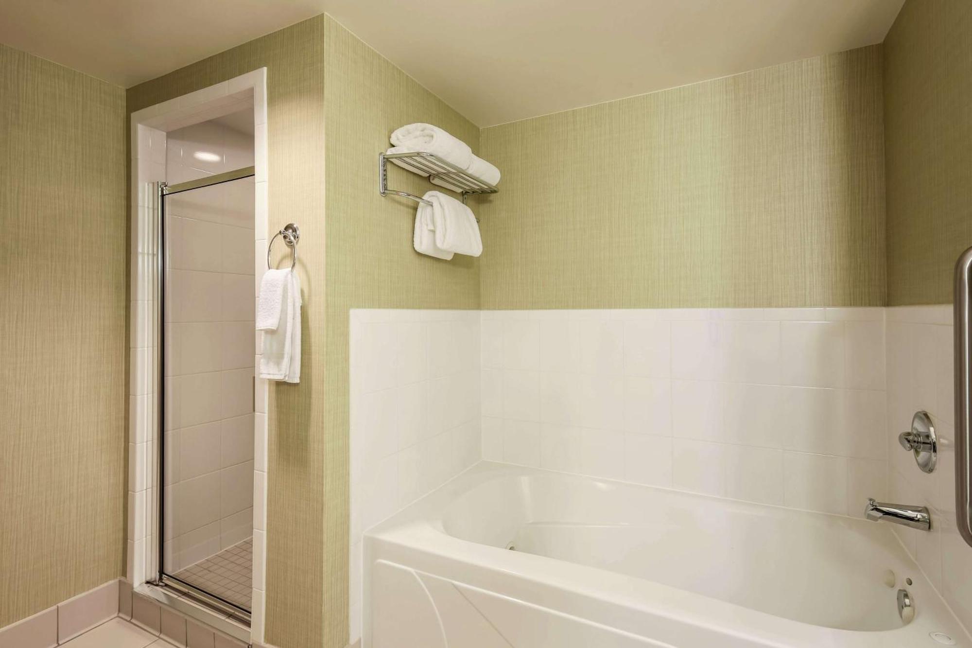 Bedford Park Hilton Garden Inn Chicago/Midway Airport מראה חיצוני תמונה