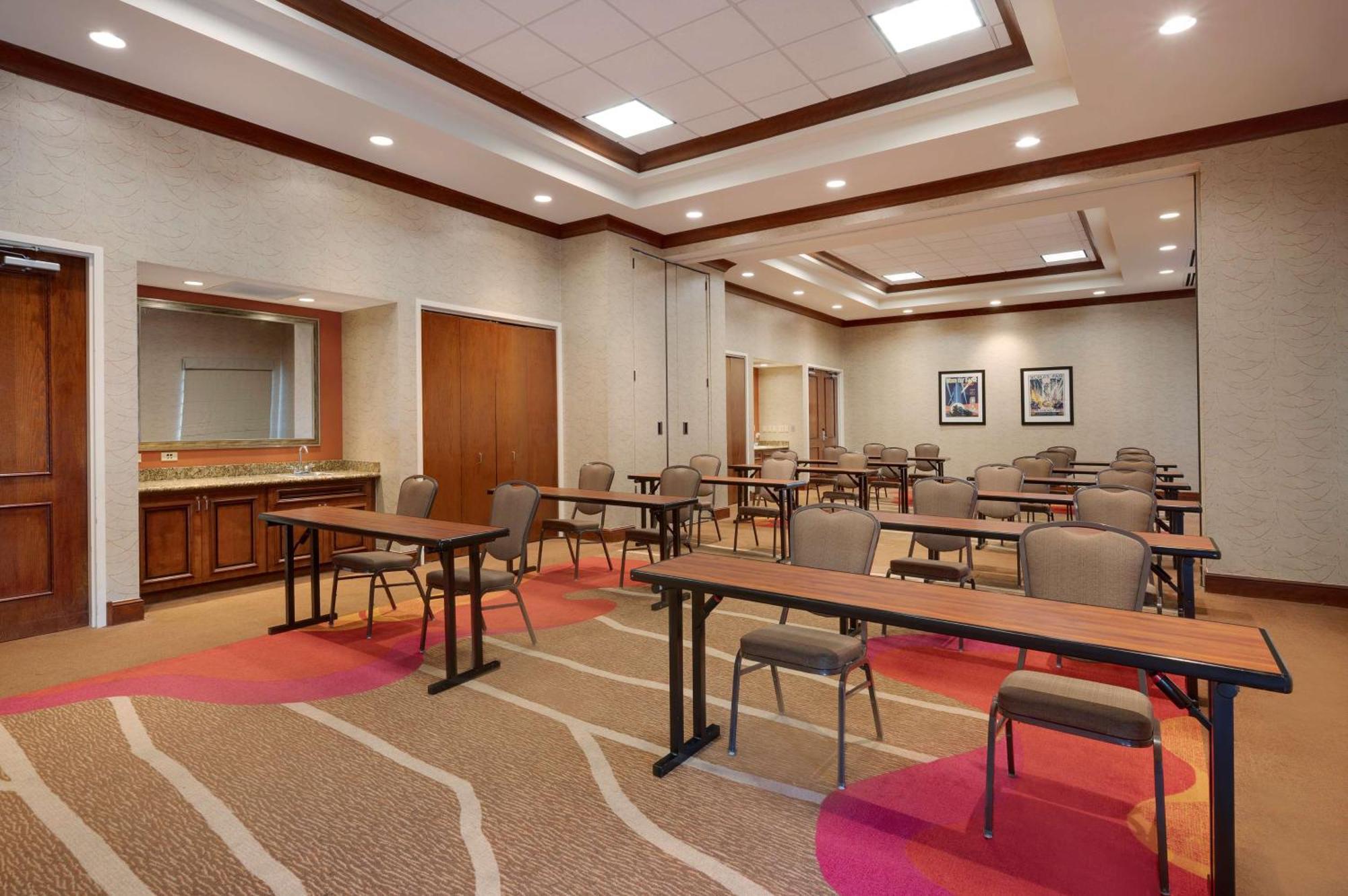 Bedford Park Hilton Garden Inn Chicago/Midway Airport מראה חיצוני תמונה