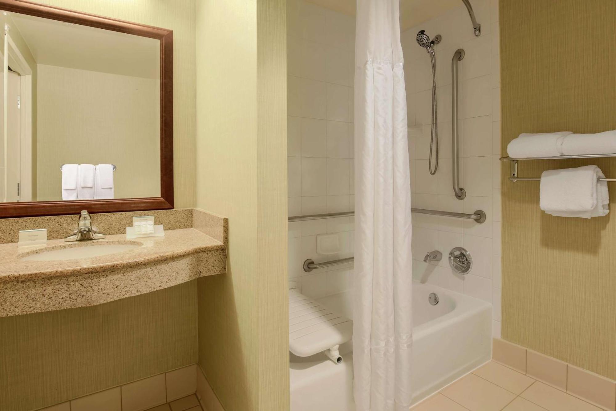Bedford Park Hilton Garden Inn Chicago/Midway Airport מראה חיצוני תמונה